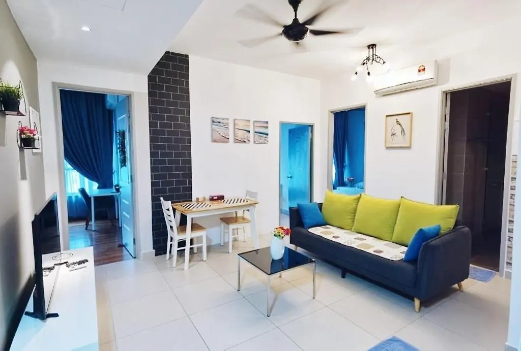Promo Connected Train 4 Bedroom Above Mall 20 吉隆坡 0*,