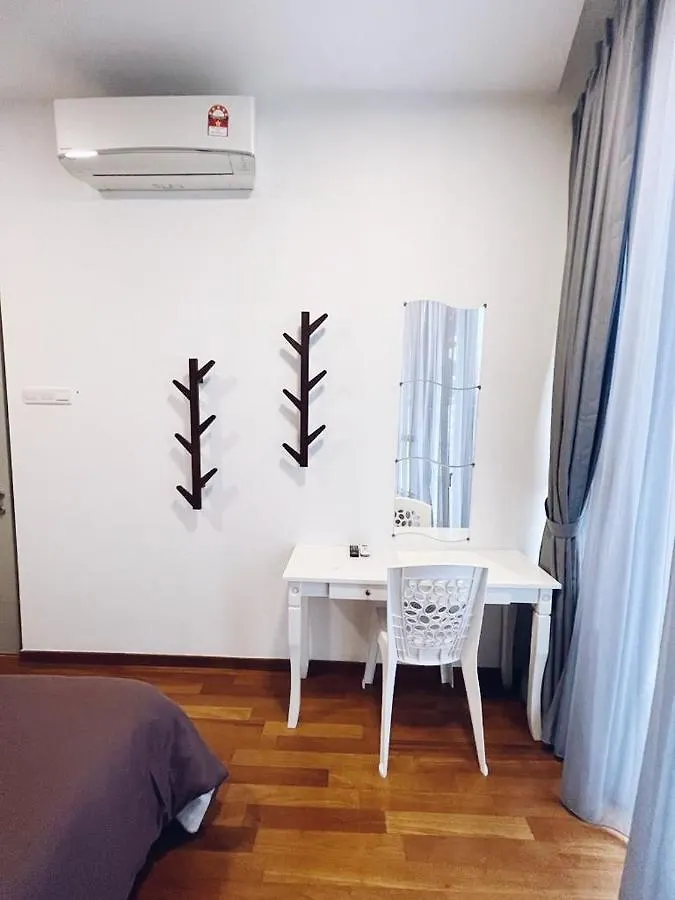 Promo Connected Train 4 Bedroom Above Mall 20 吉隆坡 马来西亚
